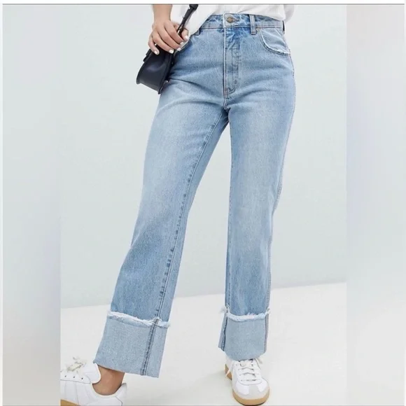 Rolla’s Cropped Straight Frayed Hem Cuff Denim Jeans Light Wash Women’s size 26 - Picture 1 of 11